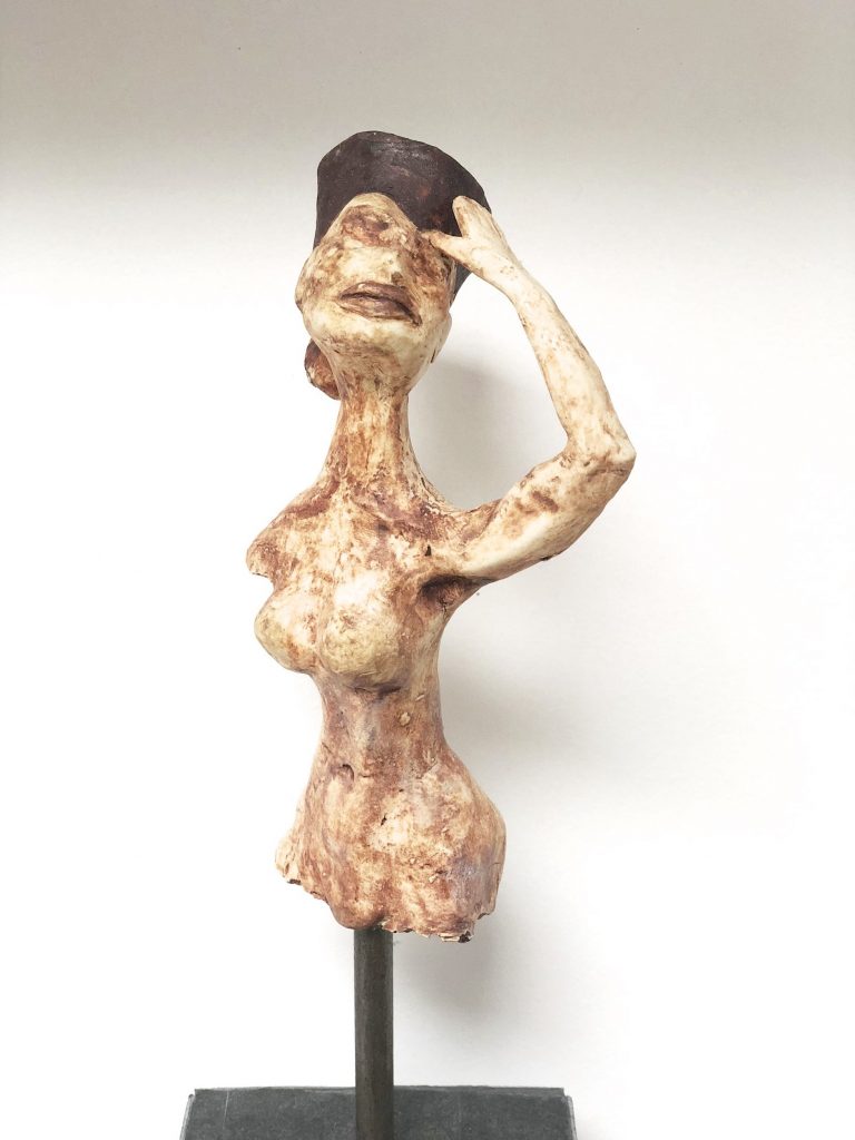 A Woman – close view of the stoneware figure by Catharina Goldnau, Toronto