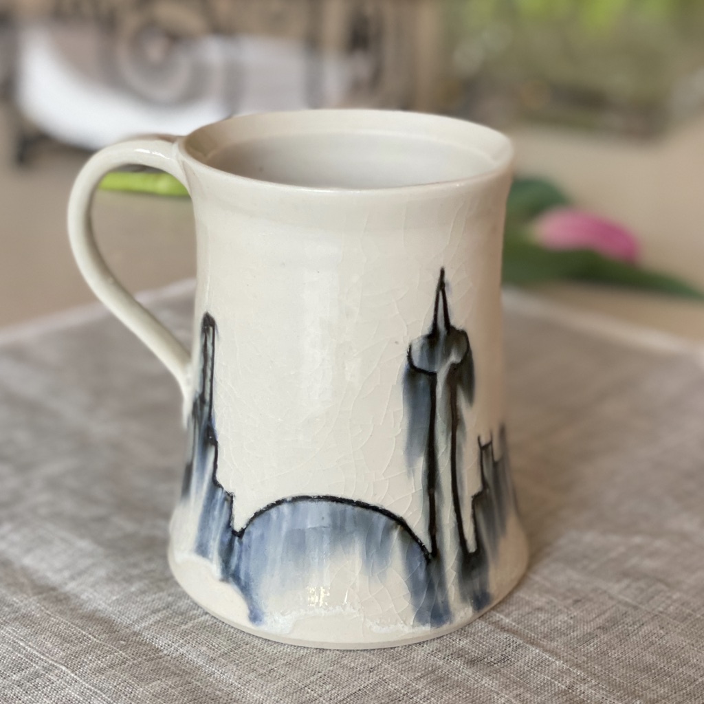Toronto Skyline Mug – functional ceramic by Catharina Goldnau, Toronto